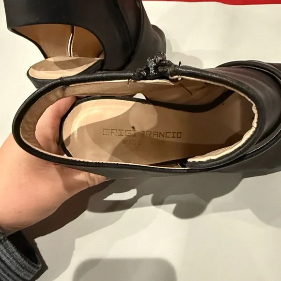 Chic Black Women's Block Heel Peep-Toe Shoes - Picture 5 of 6